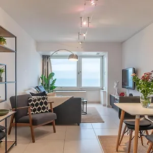 https://martinique.hotelsghent.com