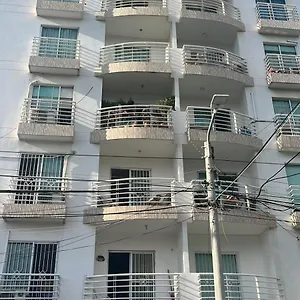  Apartamento Rodadero Edificio 7 Mares Colombia