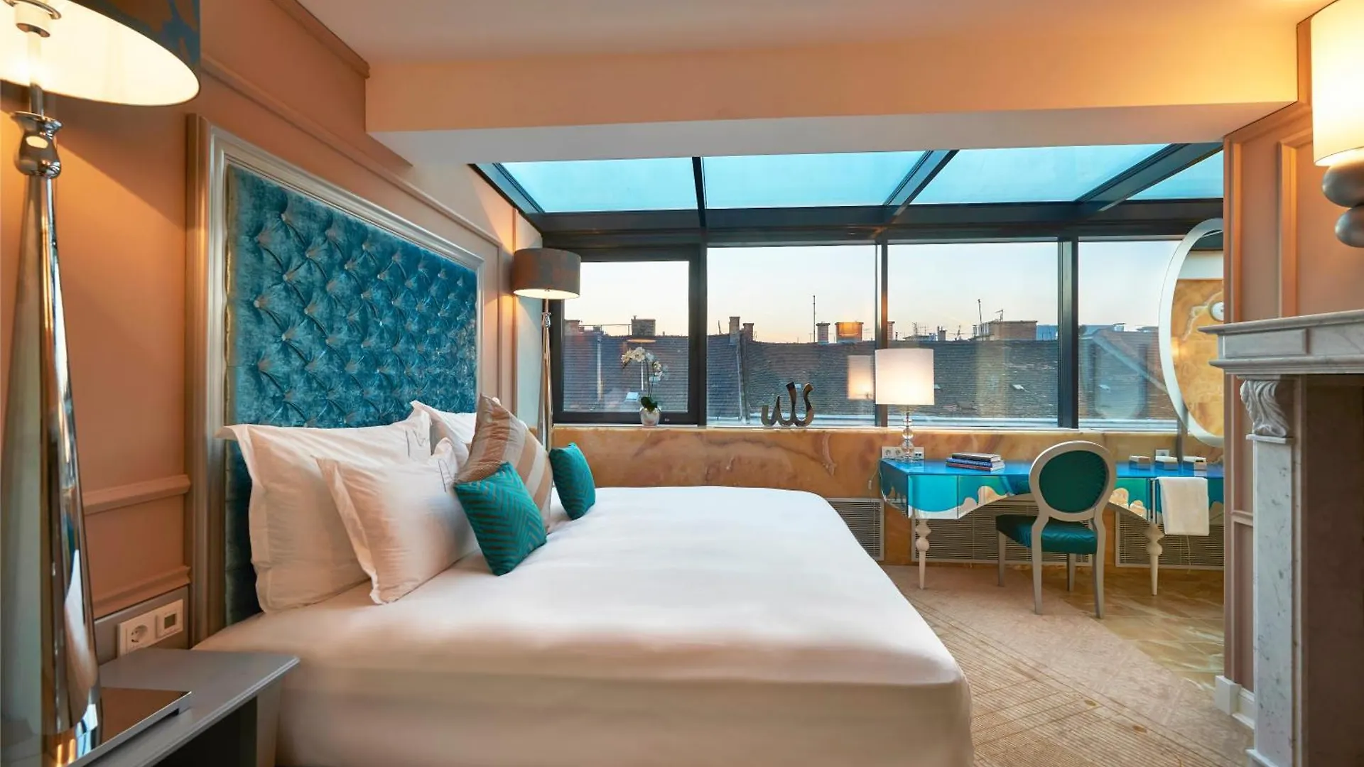 Aria Hotel Budapest By Library Hotel Collection